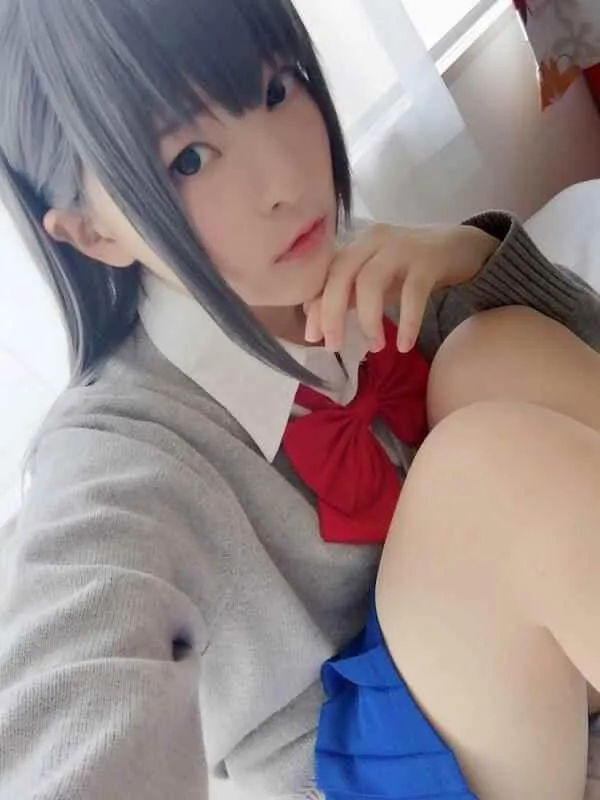 露出胖次 cos 第1页